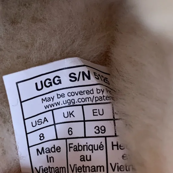 UGG Coquette Shearling Lined Slippers - Picture 11 of 12